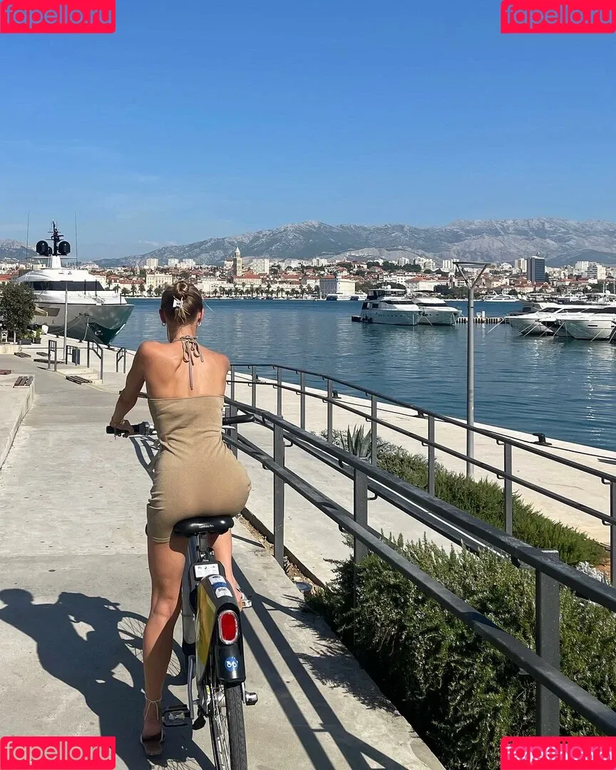 Lauren Worboys Onlyfans Photo Gallery 
