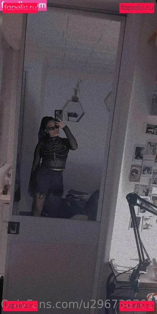 hannahlawless Onlyfans Photo Gallery 