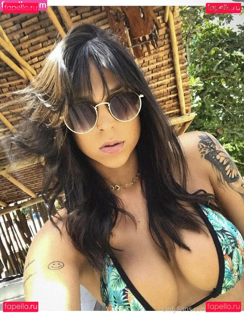 icacaureis Onlyfans Photo Gallery 