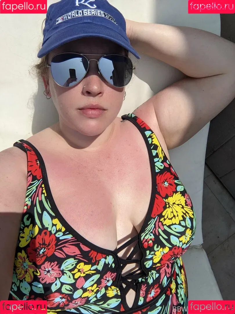 bbwgoddesssara Onlyfans Photo Gallery 