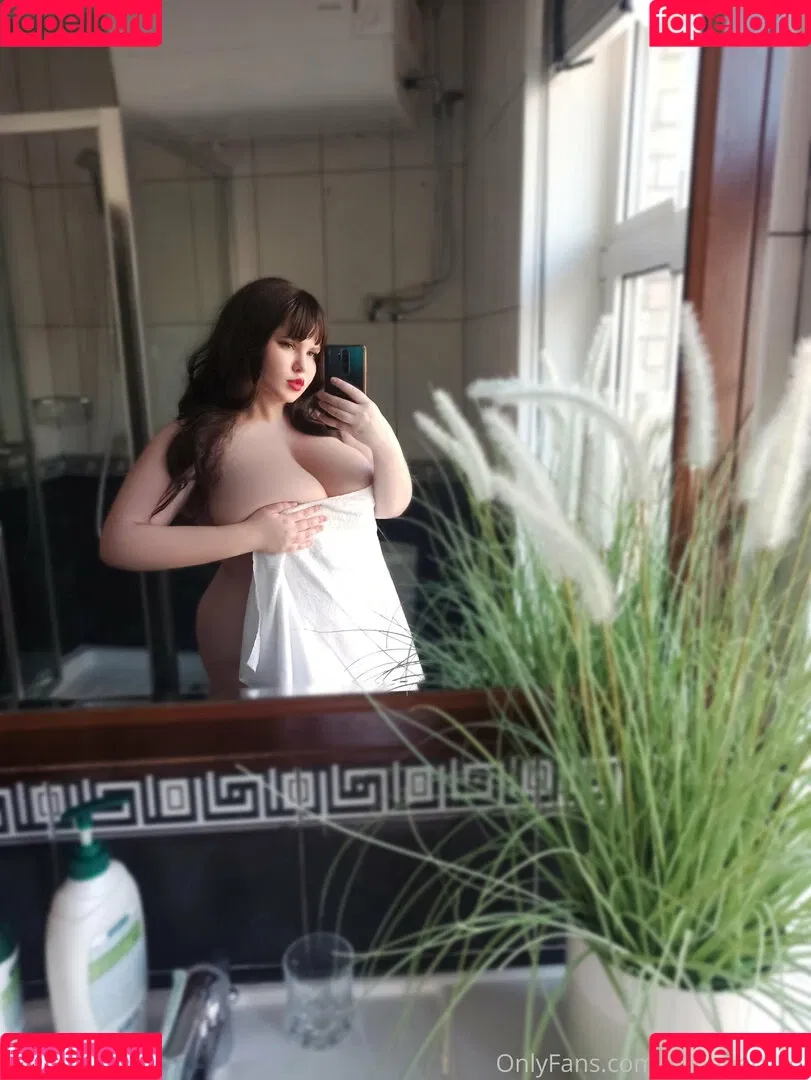 annabernadi Onlyfans Photo Gallery 