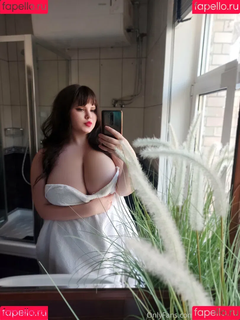 annabernadi Onlyfans Photo Gallery 