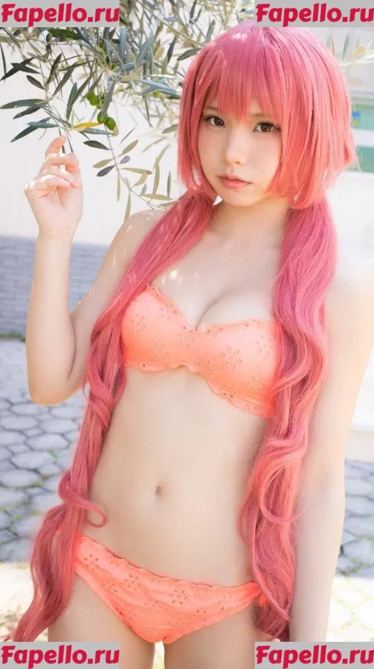 Enako Onlyfans Photo Gallery 