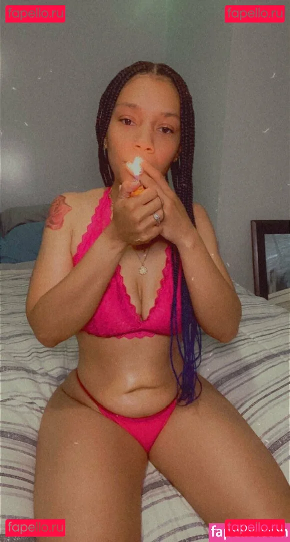 rrosendante Onlyfans Photo Gallery 