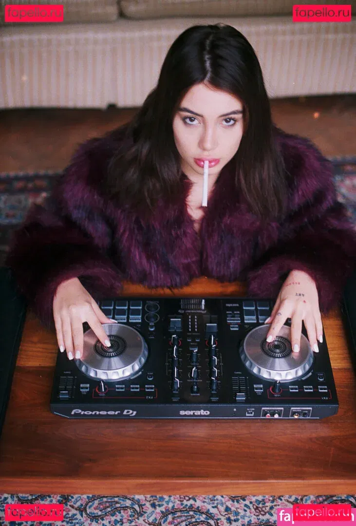 Ella Orten Onlyfans Photo Gallery 