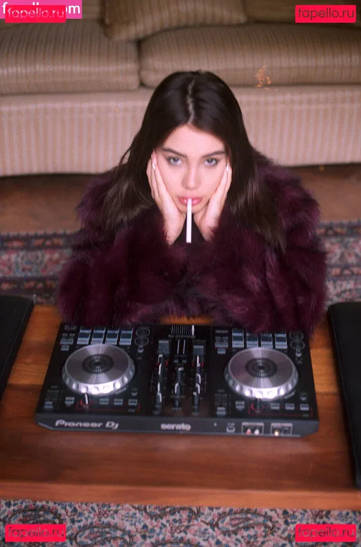 Ella Orten Onlyfans Photo Gallery 