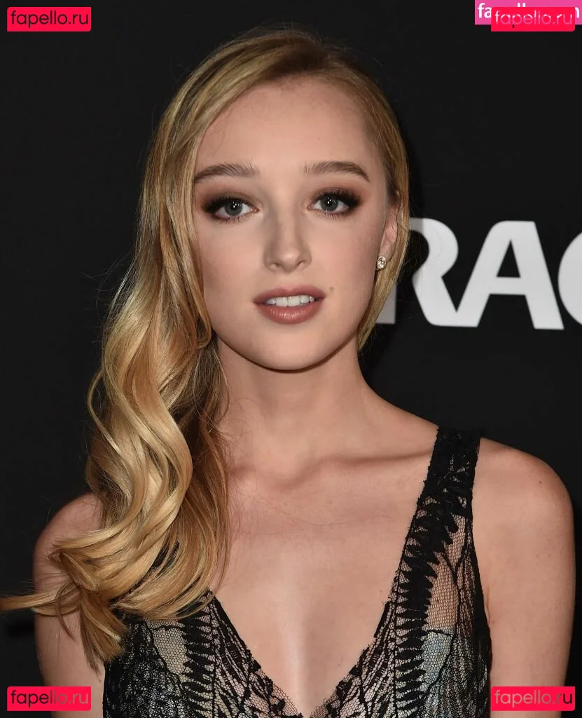Phoebe Dynevor Onlyfans Photo Gallery 