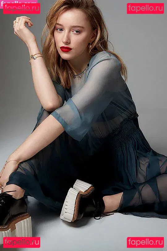 Phoebe Dynevor Onlyfans Photo Gallery 