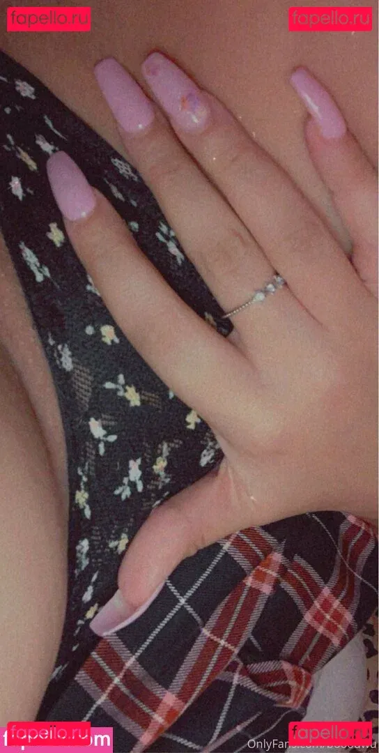 booouwu Onlyfans Photo Gallery 