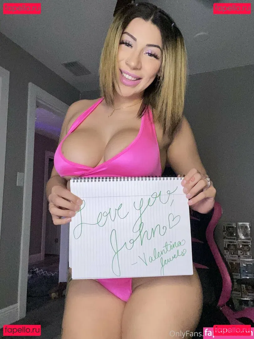 jewelsval Onlyfans Photo Gallery 