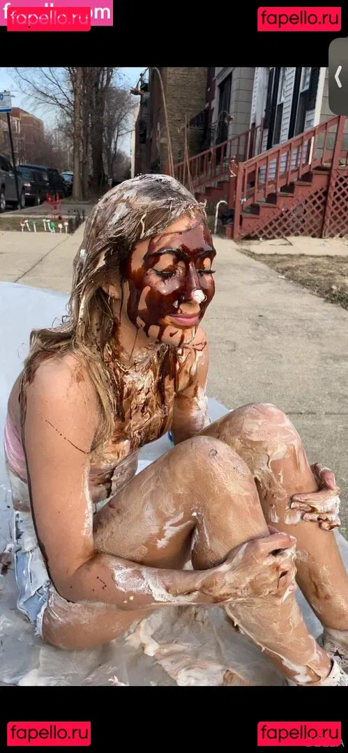 bigmouthbella Onlyfans Photo Gallery 