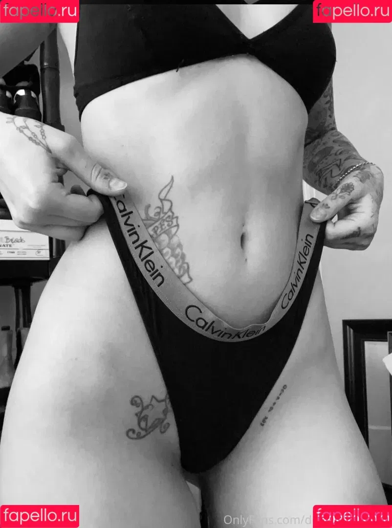 Lil Debbie Onlyfans Photo Gallery 