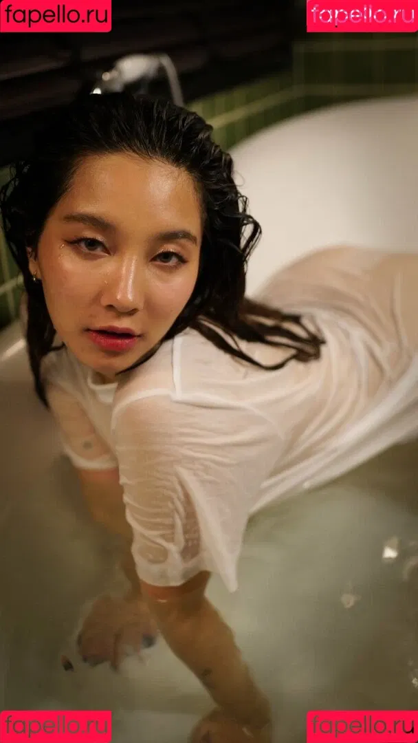 irisadamsone Onlyfans Photo Gallery 