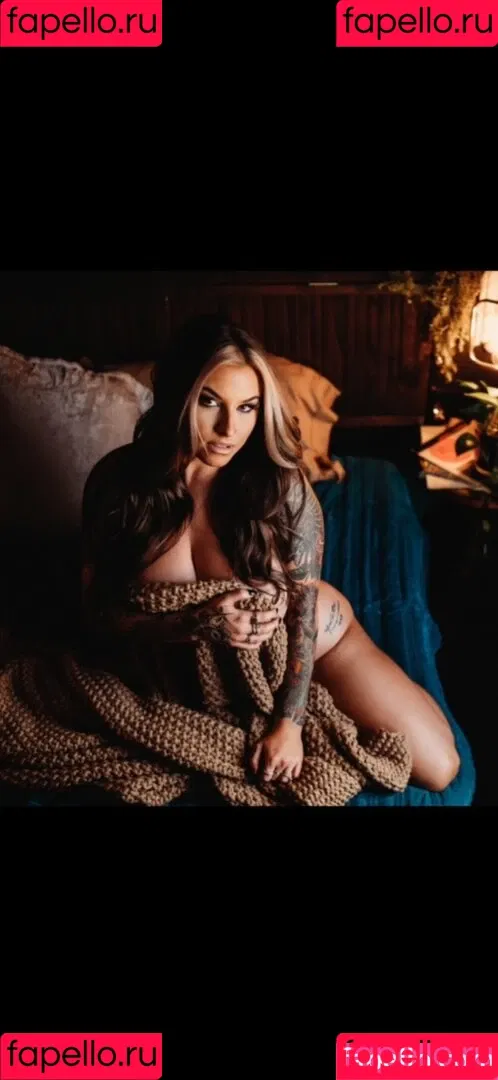 SimplyUncovered Onlyfans Photo Gallery 