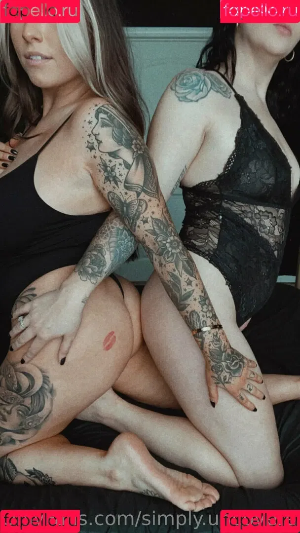 SimplyUncovered Onlyfans Photo Gallery 