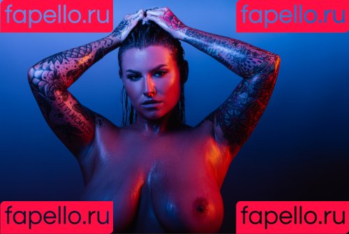 SimplyUncovered Onlyfans Photo Gallery 