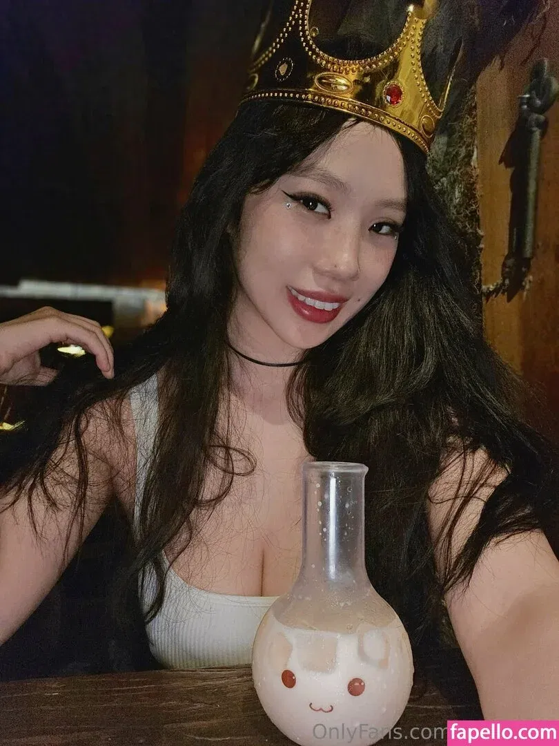 alinaxmei Onlyfans Photo Gallery 