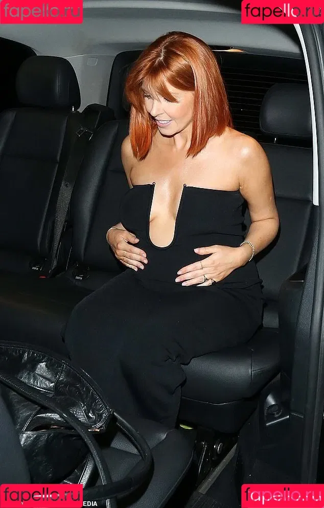 Stacey Dooley Onlyfans Photo Gallery 
