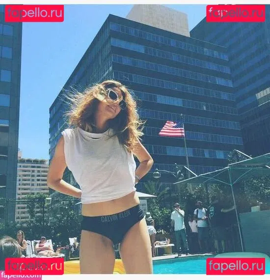 Stacey Dooley Onlyfans Photo Gallery 