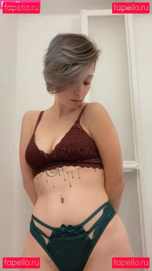 Littlesin16 Onlyfans Photo Gallery 