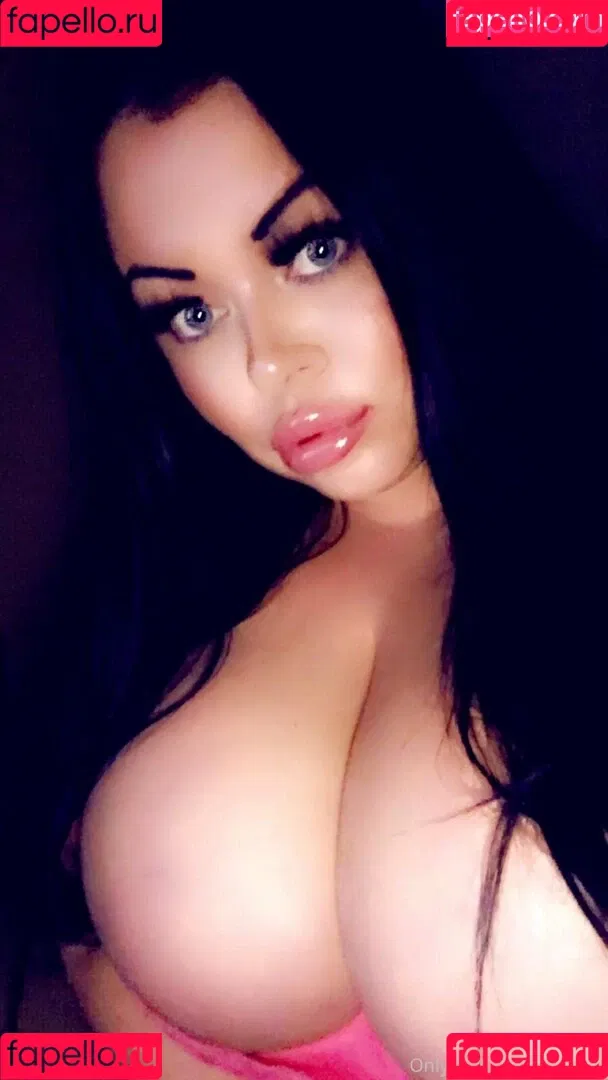 khloe38kk Onlyfans Photo Gallery 