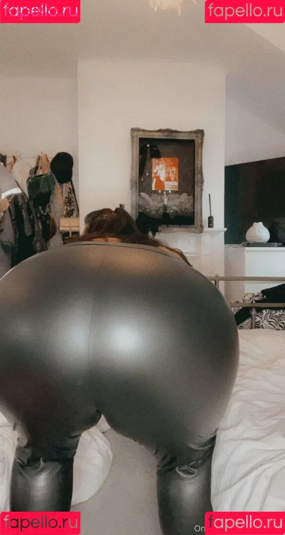 khloe38kk Onlyfans Photo Gallery 