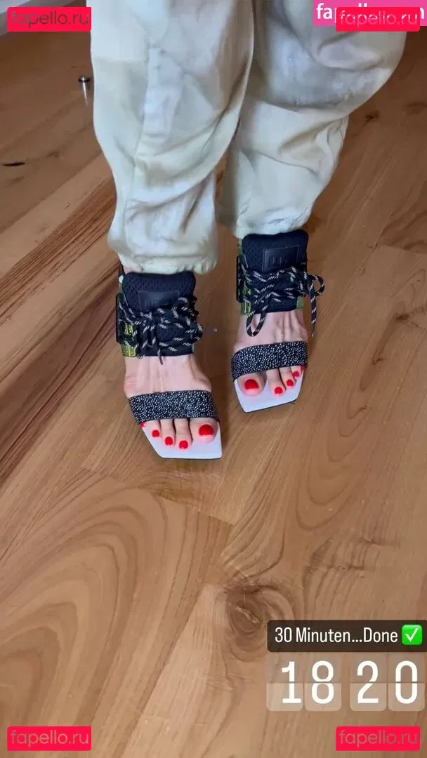 Wolke Hegenbarth Onlyfans Photo Gallery 