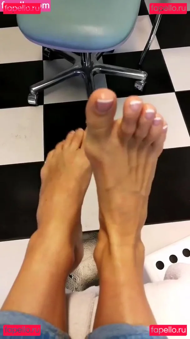 Wolke Hegenbarth Onlyfans Photo Gallery 