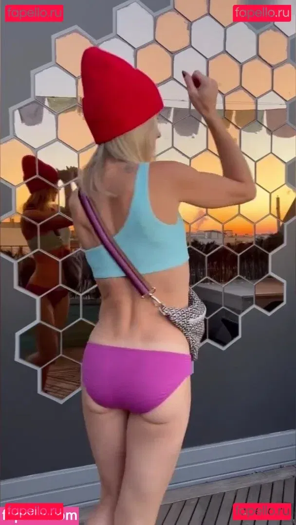 Wolke Hegenbarth Onlyfans Photo Gallery 