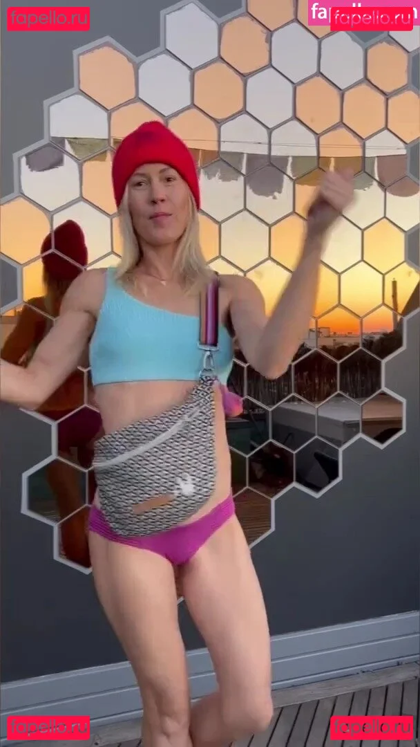 Wolke Hegenbarth Onlyfans Photo Gallery 