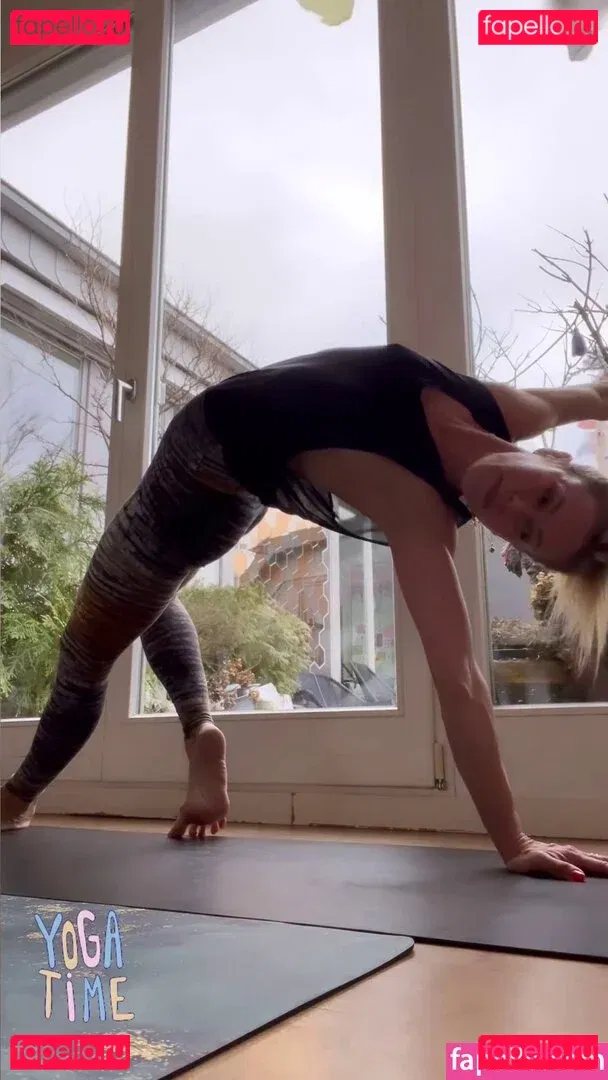 Wolke Hegenbarth Onlyfans Photo Gallery 