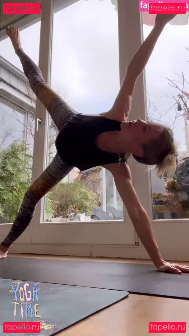 Wolke Hegenbarth Onlyfans Photo Gallery 