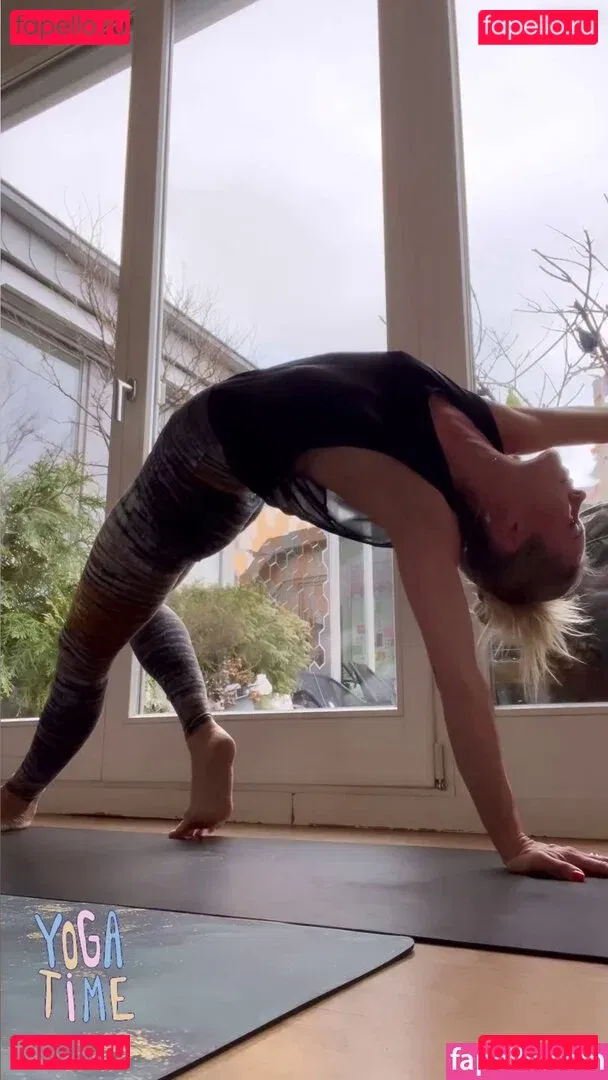 Wolke Hegenbarth Onlyfans Photo Gallery 