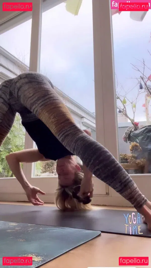 Wolke Hegenbarth Onlyfans Photo Gallery 