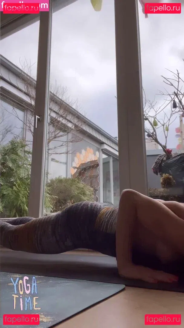 Wolke Hegenbarth Onlyfans Photo Gallery 