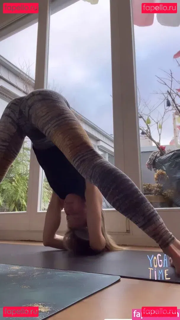 Wolke Hegenbarth Onlyfans Photo Gallery 