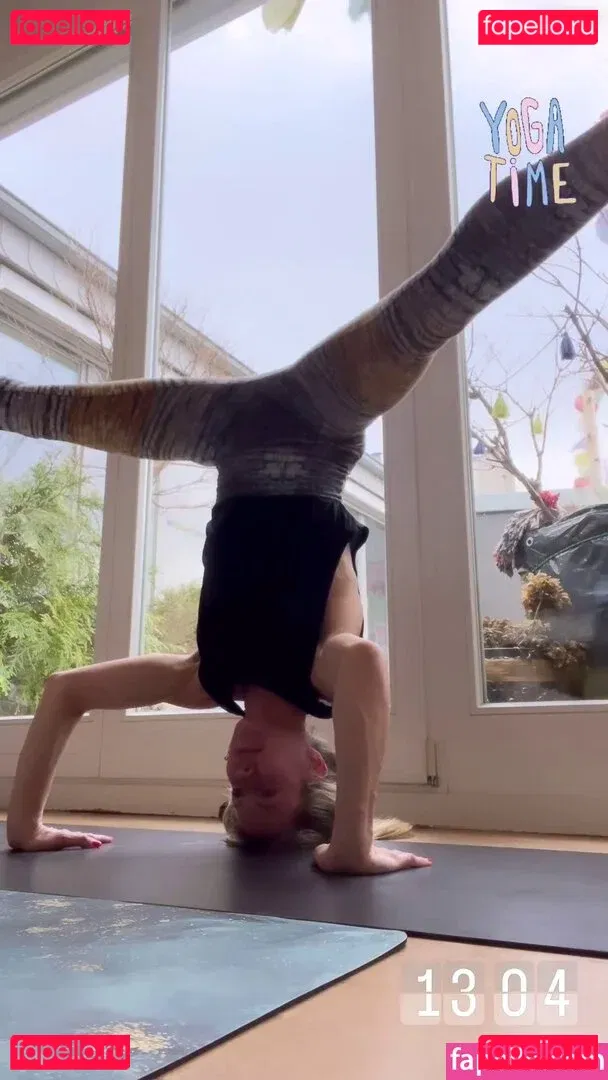 Wolke Hegenbarth Onlyfans Photo Gallery 