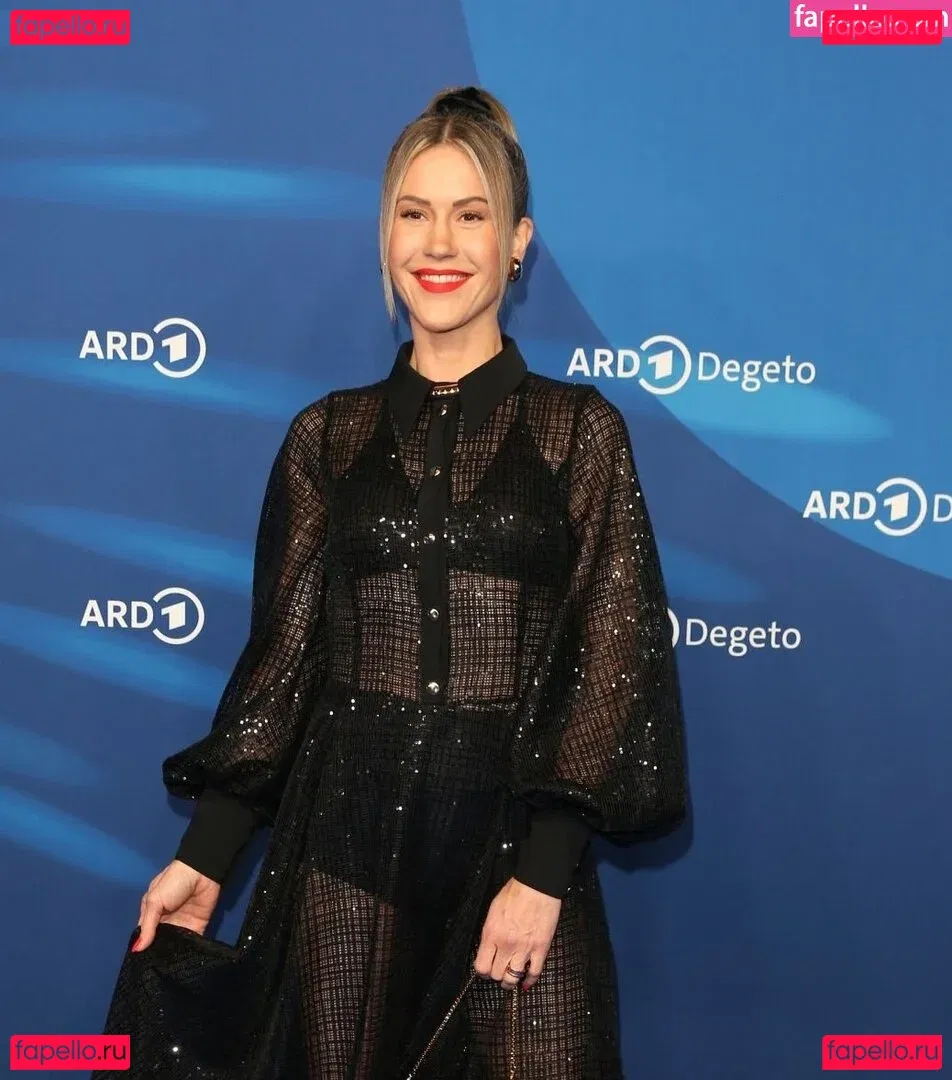 Wolke Hegenbarth Onlyfans Photo Gallery 