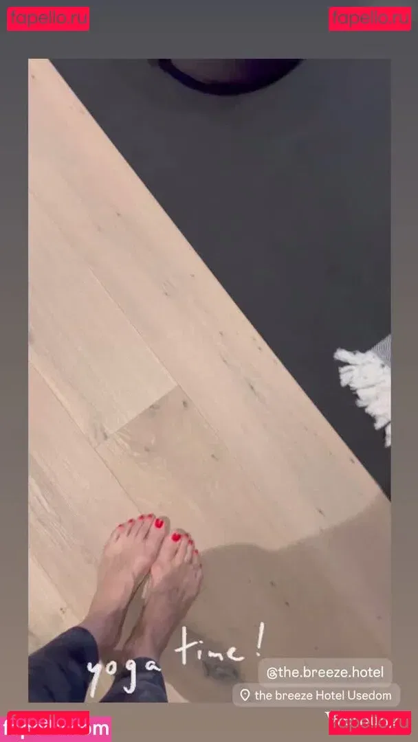 Wolke Hegenbarth Onlyfans Photo Gallery 