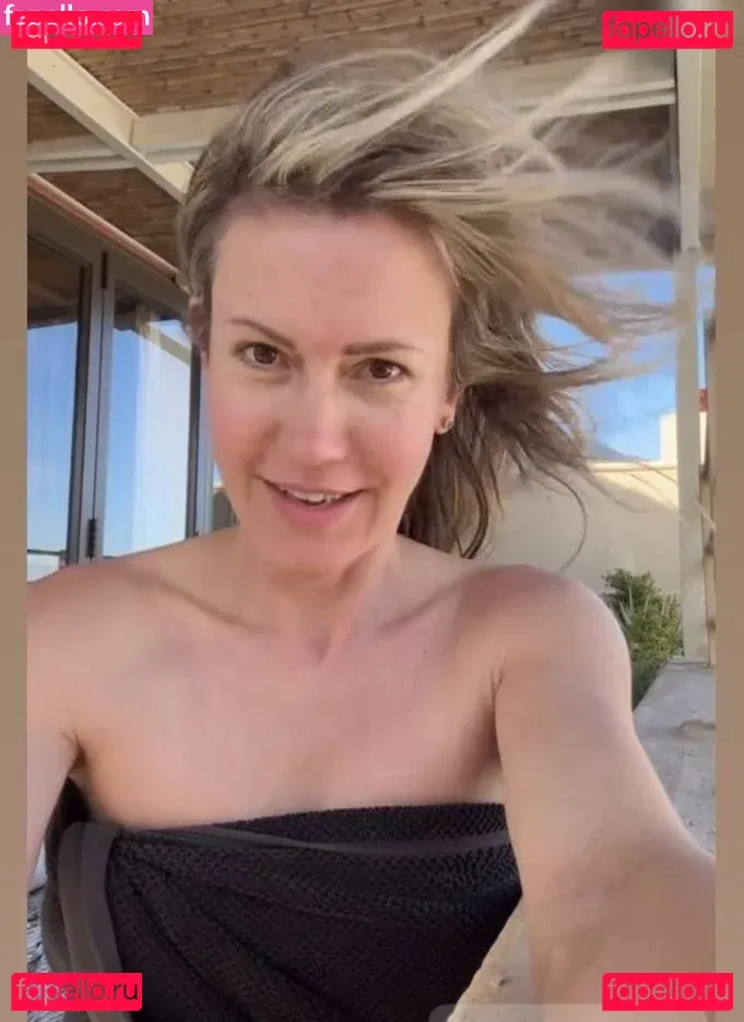 Wolke Hegenbarth Onlyfans Photo Gallery 