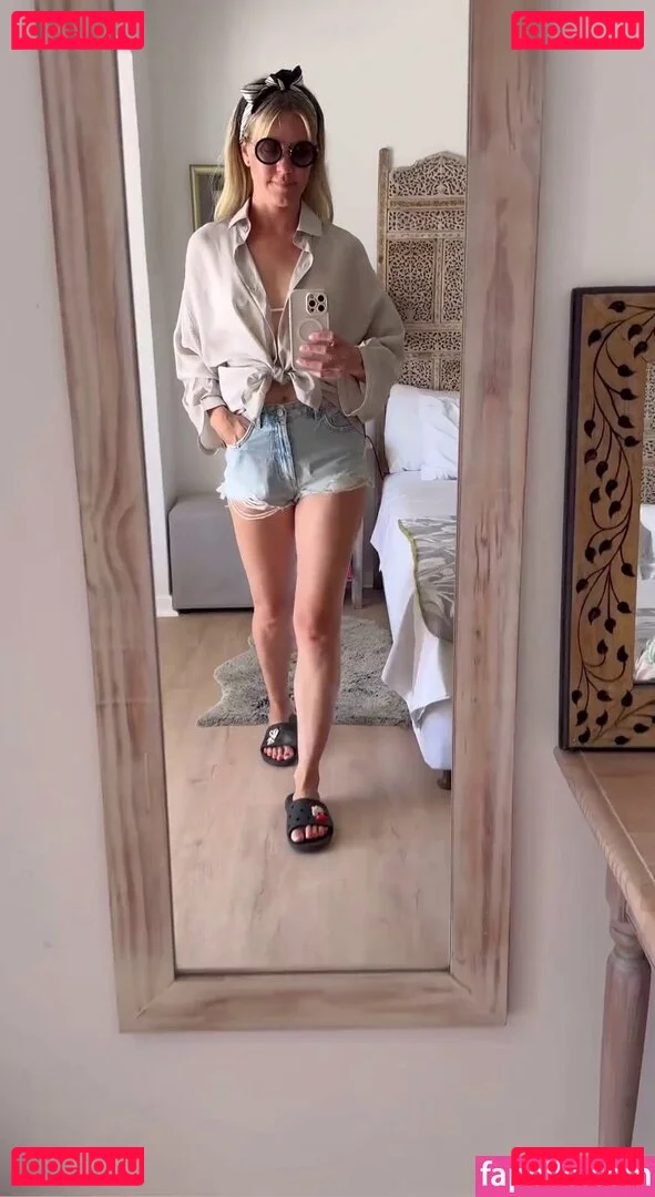 Wolke Hegenbarth Onlyfans Photo Gallery 