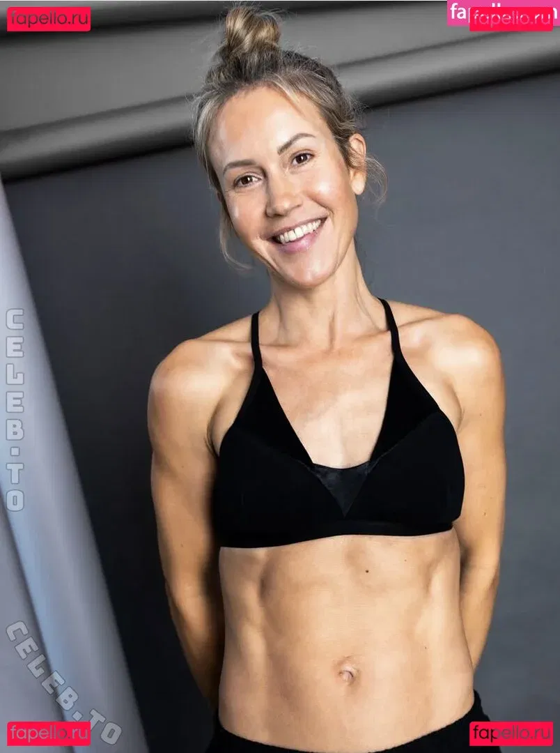 Wolke Hegenbarth Onlyfans Photo Gallery 