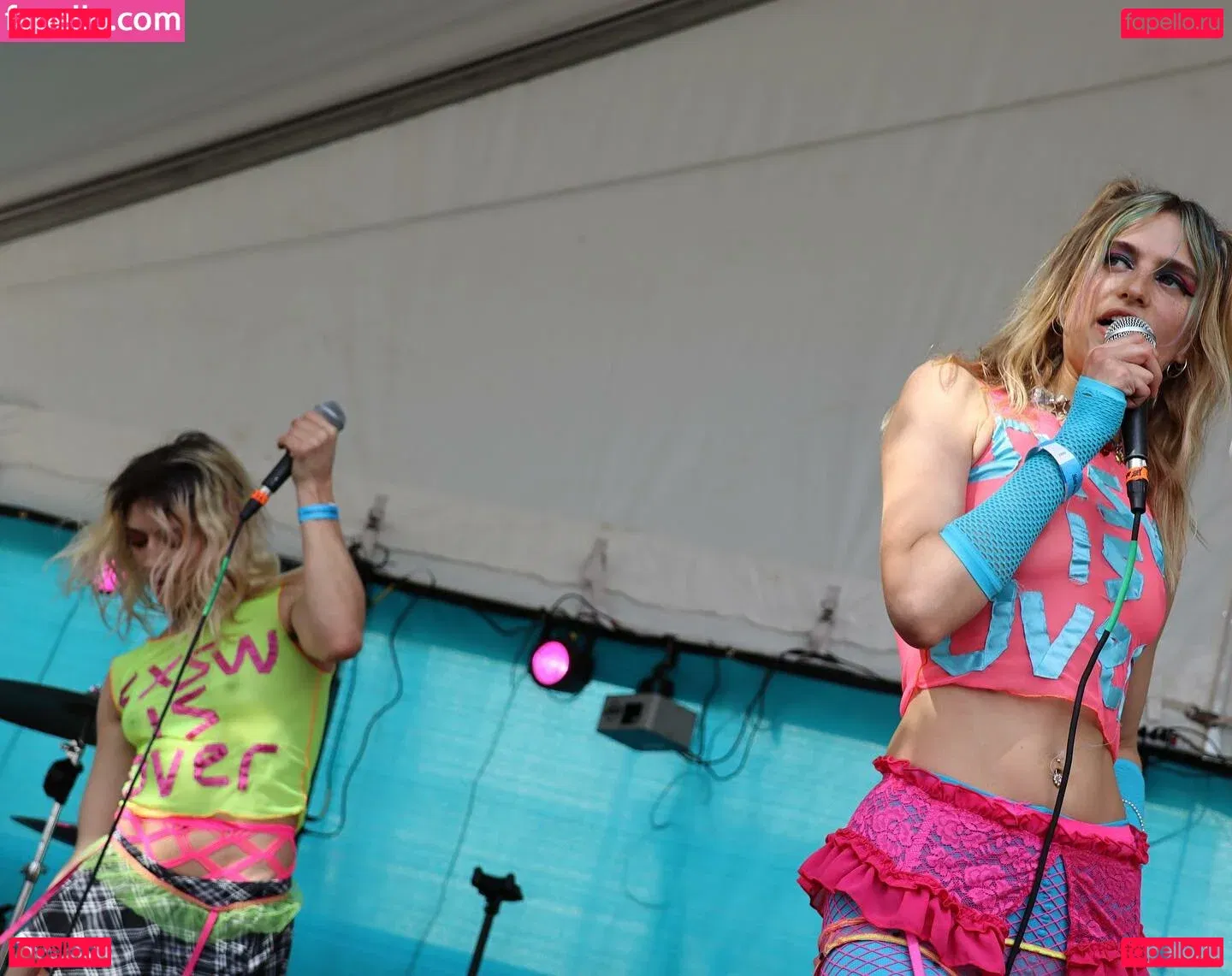 Cumgirl8 Onlyfans Photo Gallery 