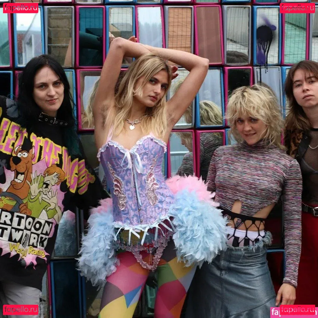 Cumgirl8 Onlyfans Photo Gallery 