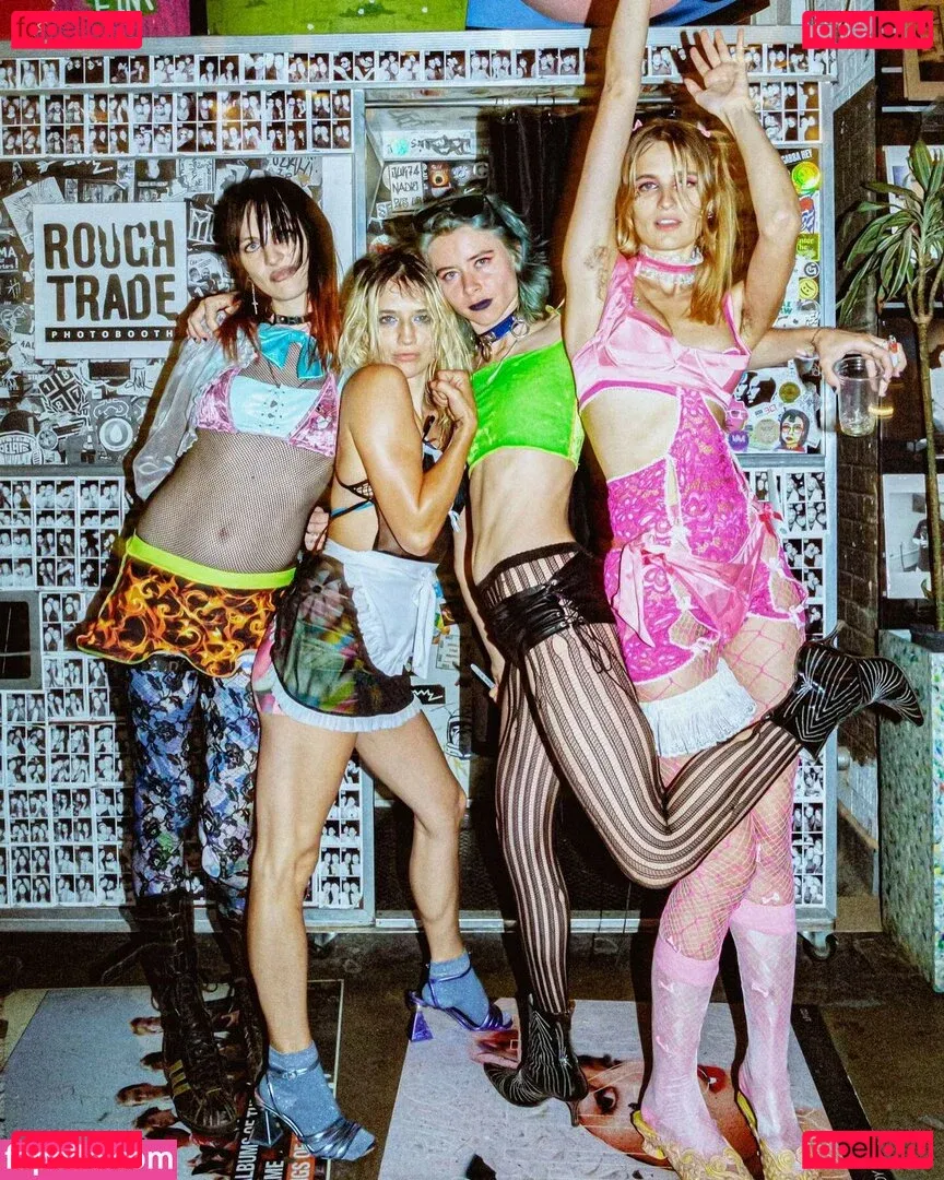 Cumgirl8 Onlyfans Photo Gallery 