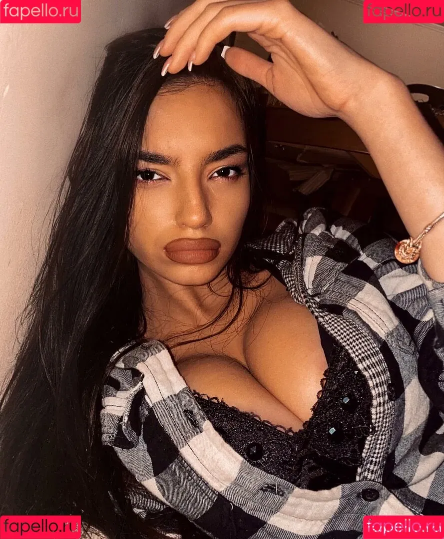 Kristina Djedovic Onlyfans Photo Gallery 