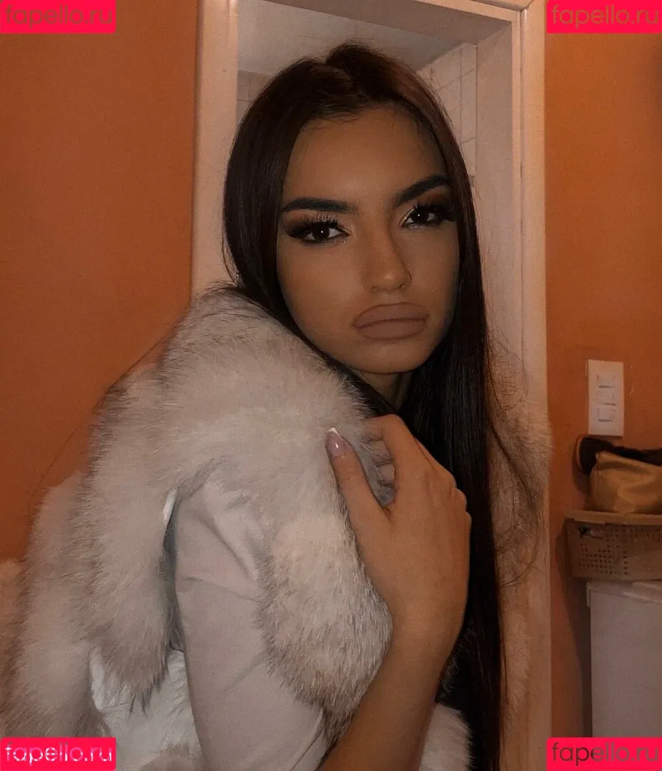 Kristina Djedovic Onlyfans Photo Gallery 