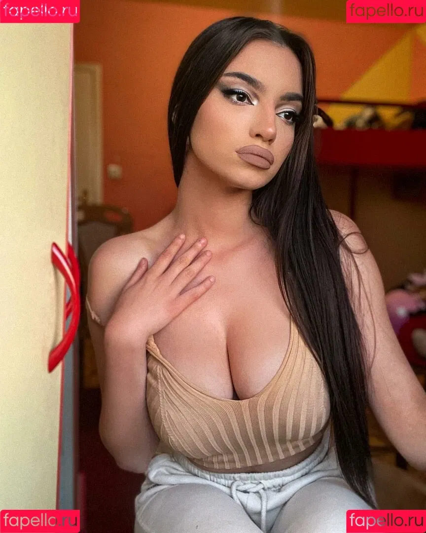 Kristina Djedovic Onlyfans Photo Gallery 