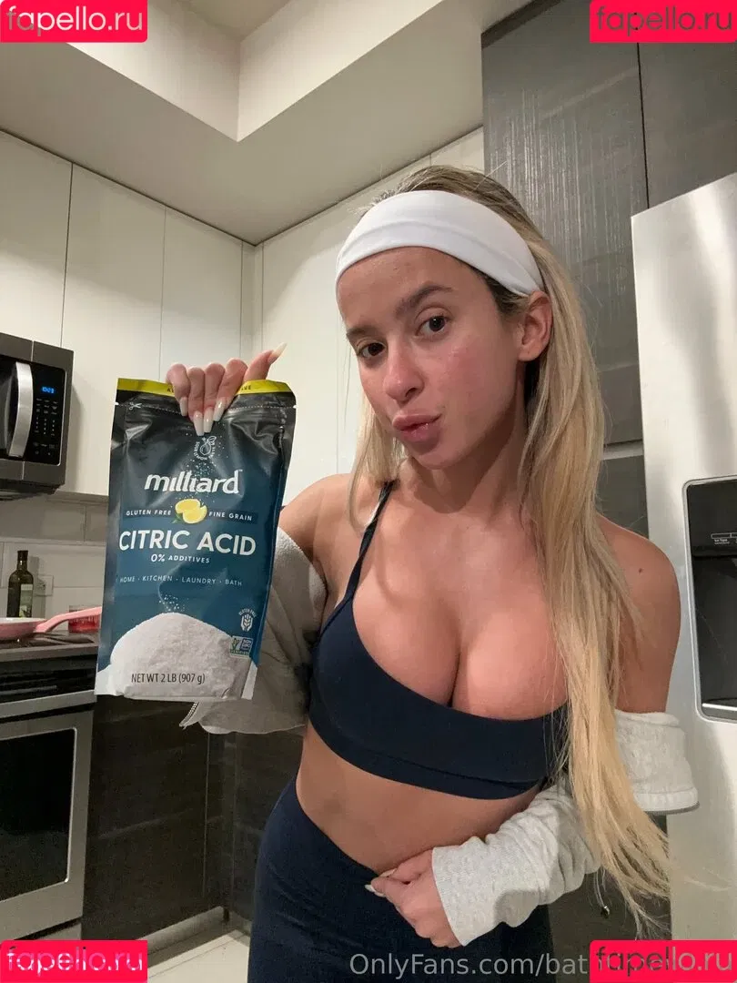 bathtimewlola Onlyfans Photo Gallery 