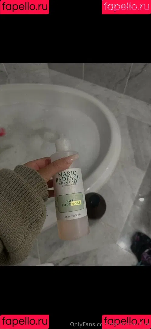 bathtimewlola Onlyfans Photo Gallery 